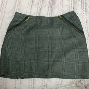 H&M gray skirt